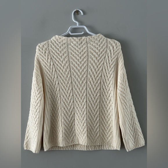 ⭐️Like New⭐️ Zara: Women’s Cable Knit Sweater- Size Medium - Picture 6 of 9